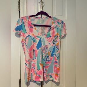 Lilly Pulitzer Michele V Neck Tee Out to Sea Print Sailboat XS